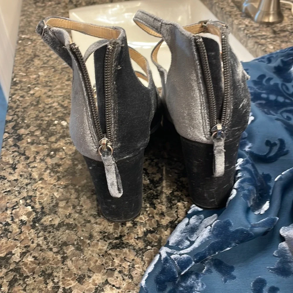 Zigisoho block heels! - Picture 4 of 5